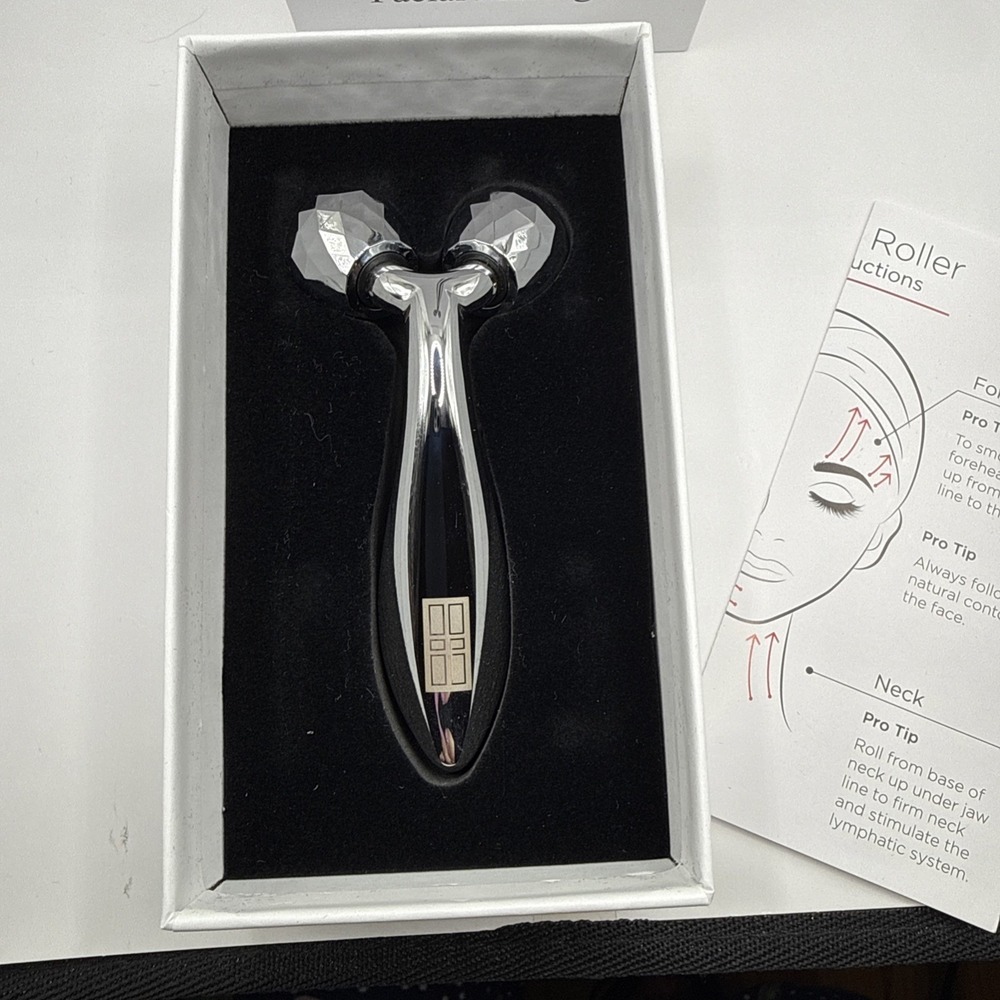 Elizabeth Arden Facial Roller Massager New With Box - Picture 2 of 4